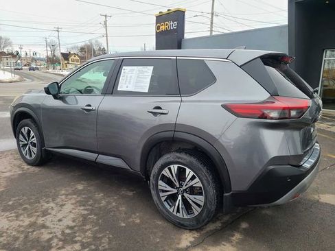 Used 2023 Nissan Rogue SV image 9