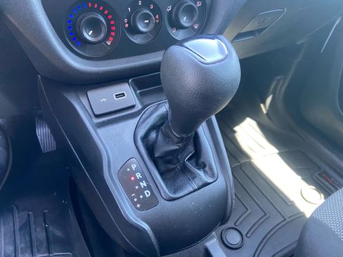 Used 2021 RAM ProMaster City Tradesman image 14