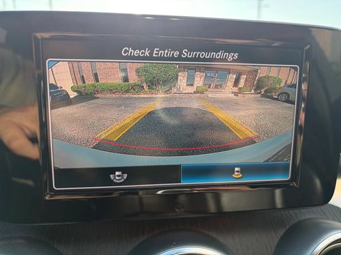 Used 2019 Mercedes-Benz C 300 4MATIC Sedan w/ Premium Package image 15