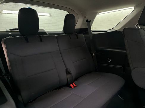 New 2026 Ford Explorer Active RWD image 30