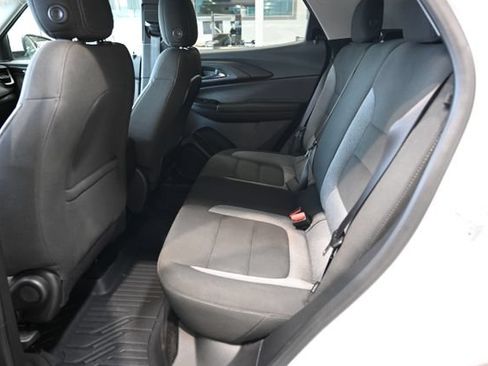 Certified 2025 Chevrolet TrailBlazer LT w/ LT Cold Weather Package FWD image 11