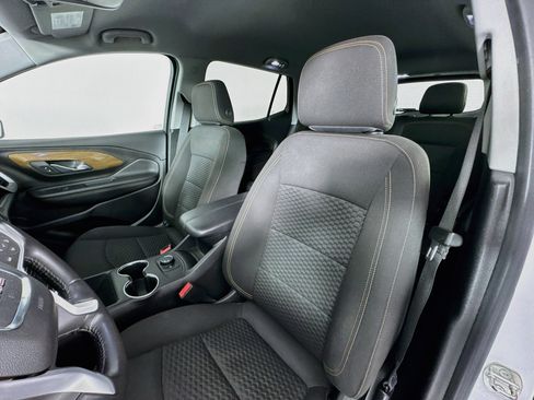 Used 2018 GMC Terrain SLE FWD image 19