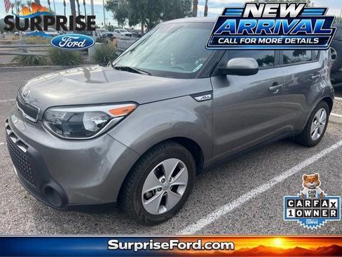 Used 2016 Kia Soul FWD image 1