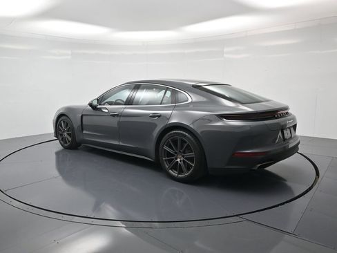 Used 2026 Porsche Panamera image 3