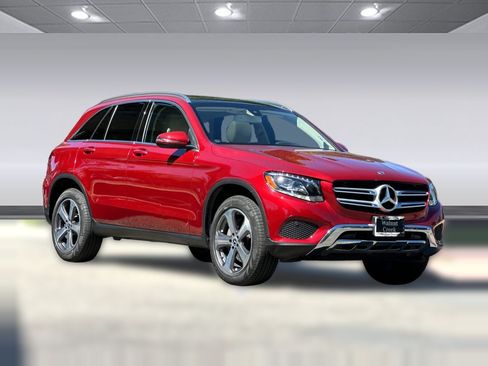 Used 2019 Mercedes-Benz GLC 300 4MATIC image 6