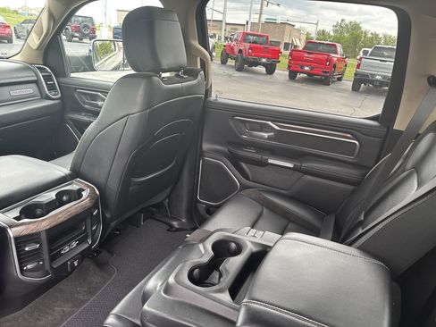 Used 2020 RAM 1500 Laramie AWD/4WD image 17