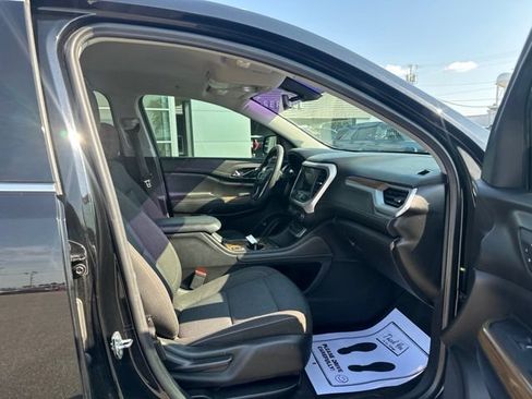 Used 2021 GMC Acadia SLE w/ Driver Convenience Package FWD image 8