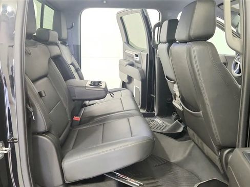 Used 2023 Chevrolet Silverado 1500 RST AWD/4WD image 37