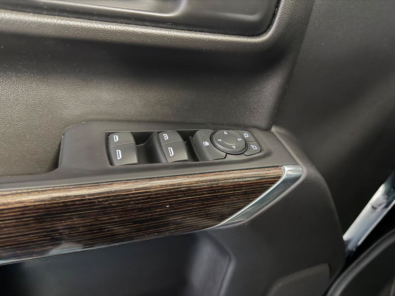 Used 2021 GMC Sierra 1500 Elevation AWD/4WD image 12