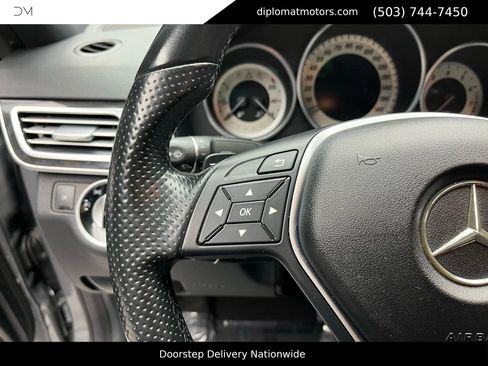 Used 2015 Mercedes-Benz E 350 Sedan image 29