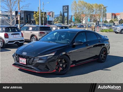 Used 2022 Hyundai Elantra N image 1