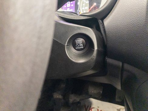 Used 2021 Jeep Renegade Sport image 22