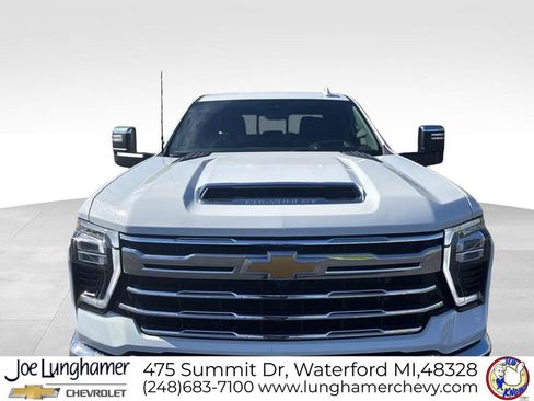 Certified 2025 Chevrolet Silverado 2500 LTZ w/ LTZ Premium Package AWD/4WD image 9