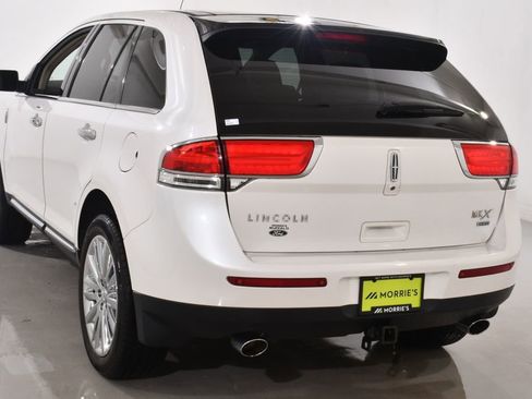 Used 2015 Lincoln MKX AWD w/ Equipment Group 102A image 14