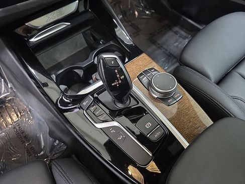 Used 2019 BMW X3 xDrive30i w/ Driving Assistance Package AWD/4WD image 22