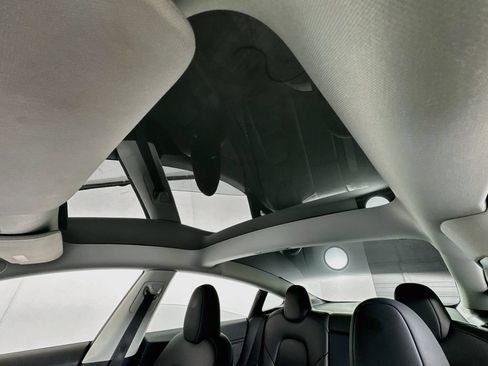 Used 2023 Tesla Model 3 Standard Range RWD image 14