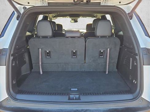 Used 2025 Buick Enclave Preferred image 6