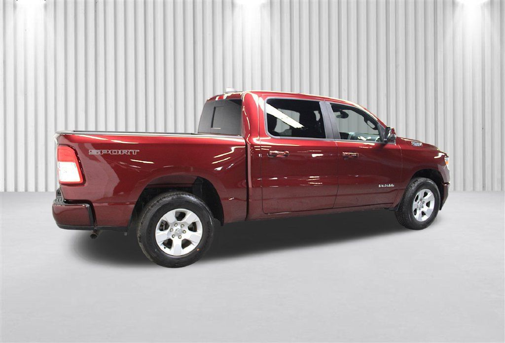 Used 2023 RAM 1500 Big Horn AWD/4WD image 3