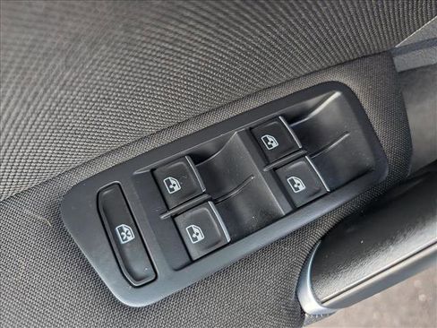 Used 2017 Volkswagen GTI S image 28