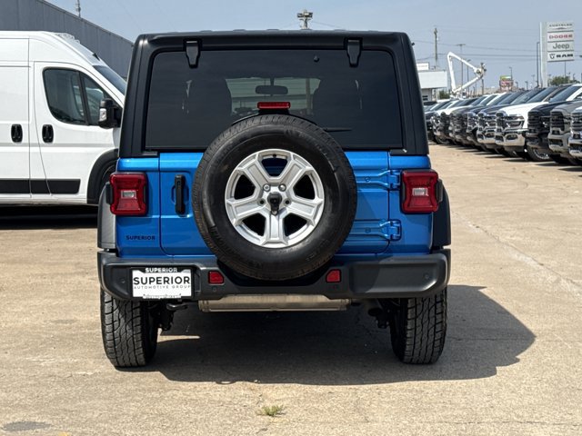 Used 2023 Jeep Wrangler Unlimited Sport AWD/4WD image 4