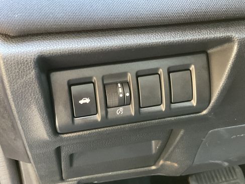 Used 2025 Subaru Legacy Premium AWD/4WD image 25
