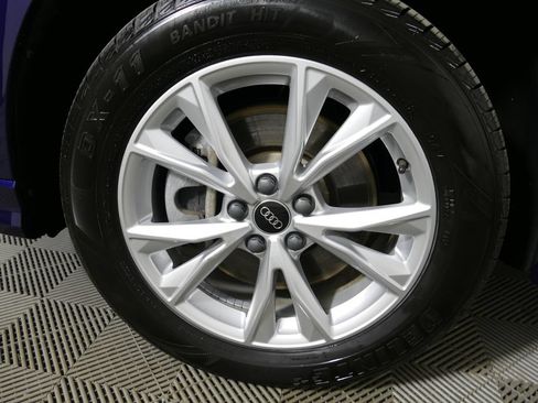 Used 2024 Audi Q3 2.0T Premium AWD/4WD image 30