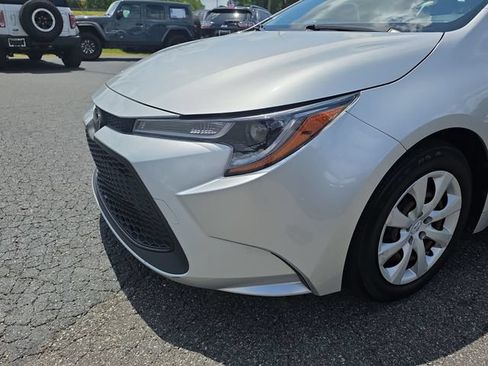 Used 2022 Toyota Corolla LE FWD image 31