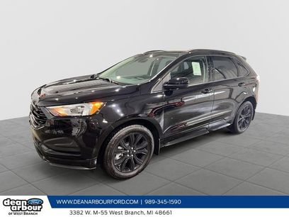 Used 2024 Ford Edge SE w/ Black Appearance Package