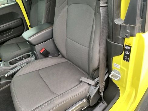 Certified 2023 Jeep Wrangler Willys image 16