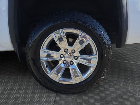 Used 2018 GMC Sierra 1500 SLT image 35