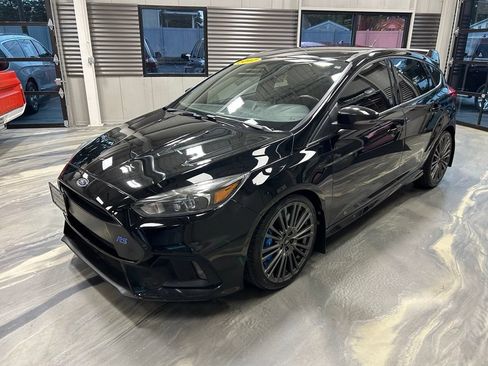 Used 2017 Ford Focus RS AWD/4WD image 33
