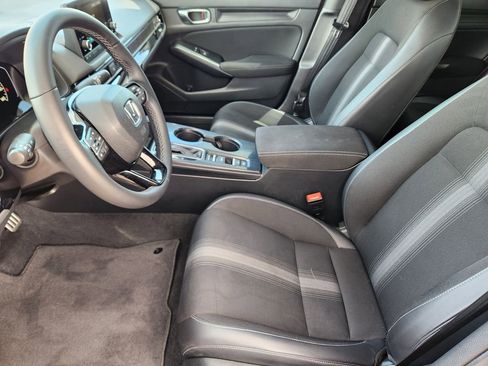 Used 2023 Honda Civic Sport image 13