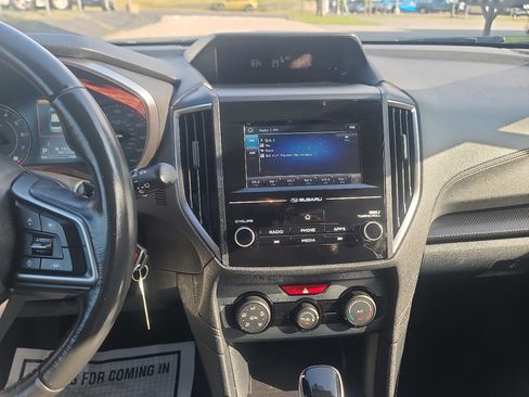 Used 2018 Subaru Crosstrek 2.0i Premium w/ Eyesight System image 16