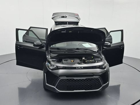 Used 2024 Kia Soul LX FWD image 44