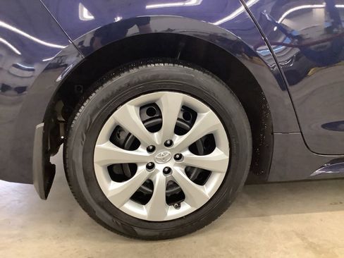 Used 2023 Toyota Corolla LE FWD image 22