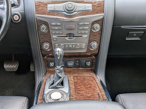 Used 2020 Nissan Armada Platinum w/ Captain's Chairs Package RWD image 23