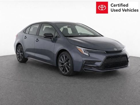 Certified 2026 Toyota Corolla SE FWD image 1