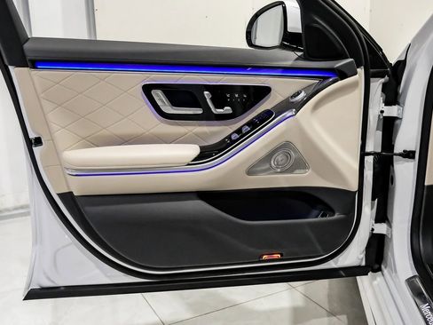 Used 2025 Mercedes-Benz S 580 4MATIC Sedan image 40