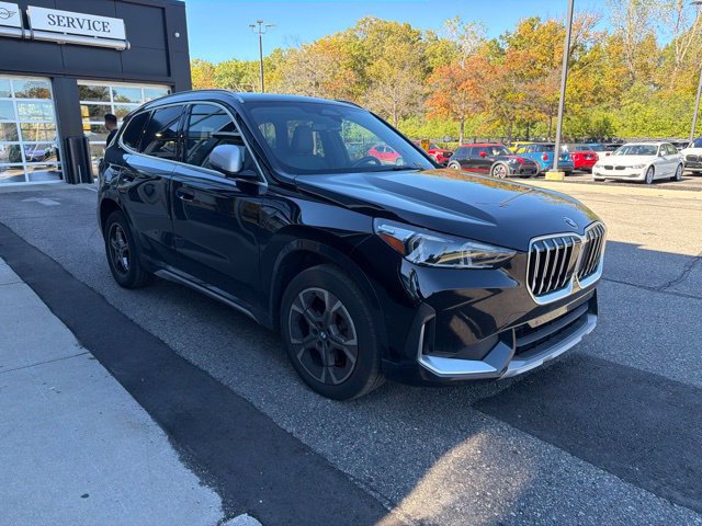 Used 2024 BMW X1 xDrive28i w/ Convenience Package AWD/4WD image 3