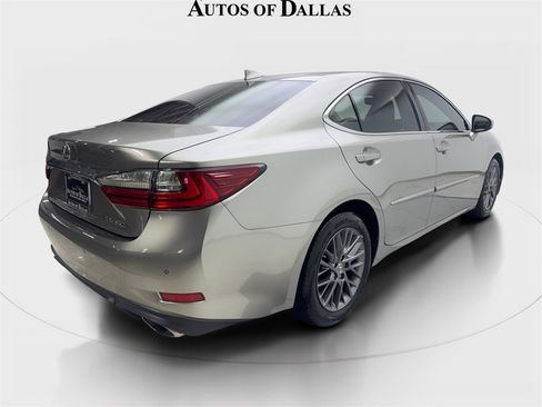 Used 2018 Lexus ES 350 w/ Premier Package image 6
