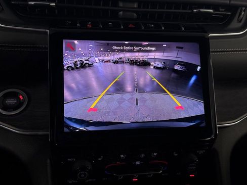 Used 2025 Jeep Grand Cherokee L Overland w/ Trailer Tow Package image 20