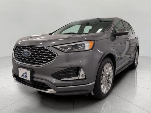 Used 2021 Ford Edge Titanium w/ Equipment Group 301A AWD/4WD image 12