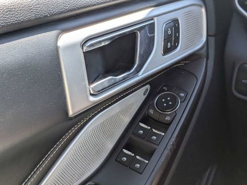 Used 2020 Ford Explorer ST w/ ST Street Pack image 28