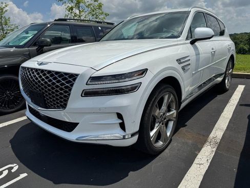 Used 2024 Genesis GV80 3.5T Advanced AWD/4WD image 3
