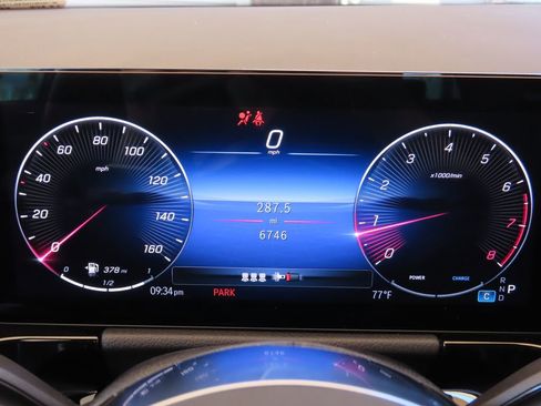 Certified 2025 Mercedes-Benz GLA 250 image 32