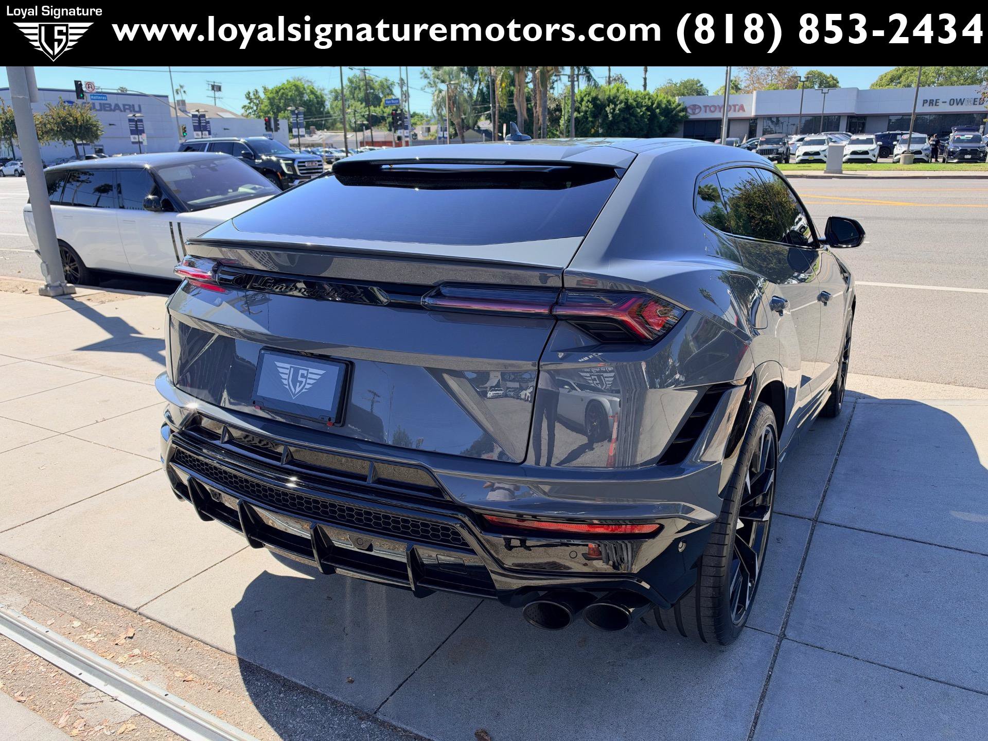 Used 2023 Lamborghini Urus S AWD/4WD image 6