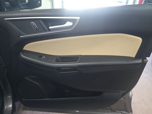 Used 2024 Ford Edge SEL w/ Convenience Package AWD/4WD image 6