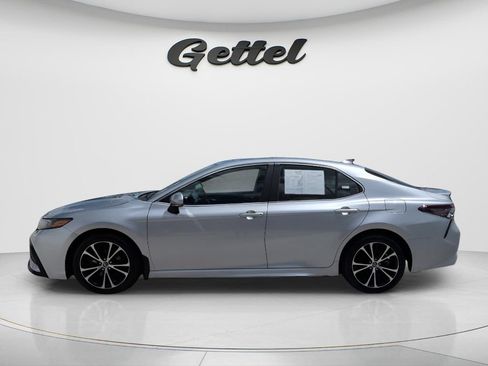 Used 2023 Toyota Camry SE w/ Convenience Package FWD image 8