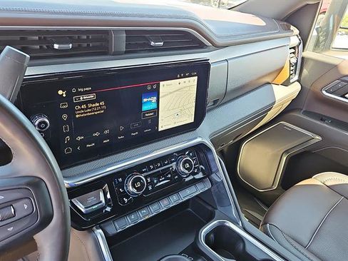 Used 2024 GMC Sierra 2500 Denali w/ Denali Reserve Package image 17