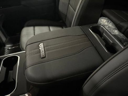 New 2026 Chevrolet Silverado 2500 High Country w/ High Country Premium Package AWD/4WD image 37